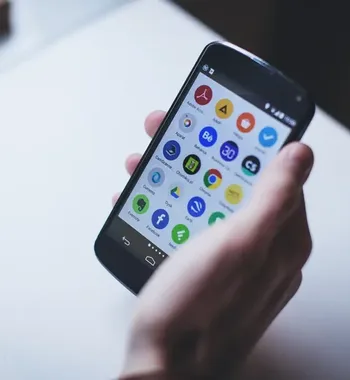 Protecting Your Smartphone Against Accidental Damage and Theft